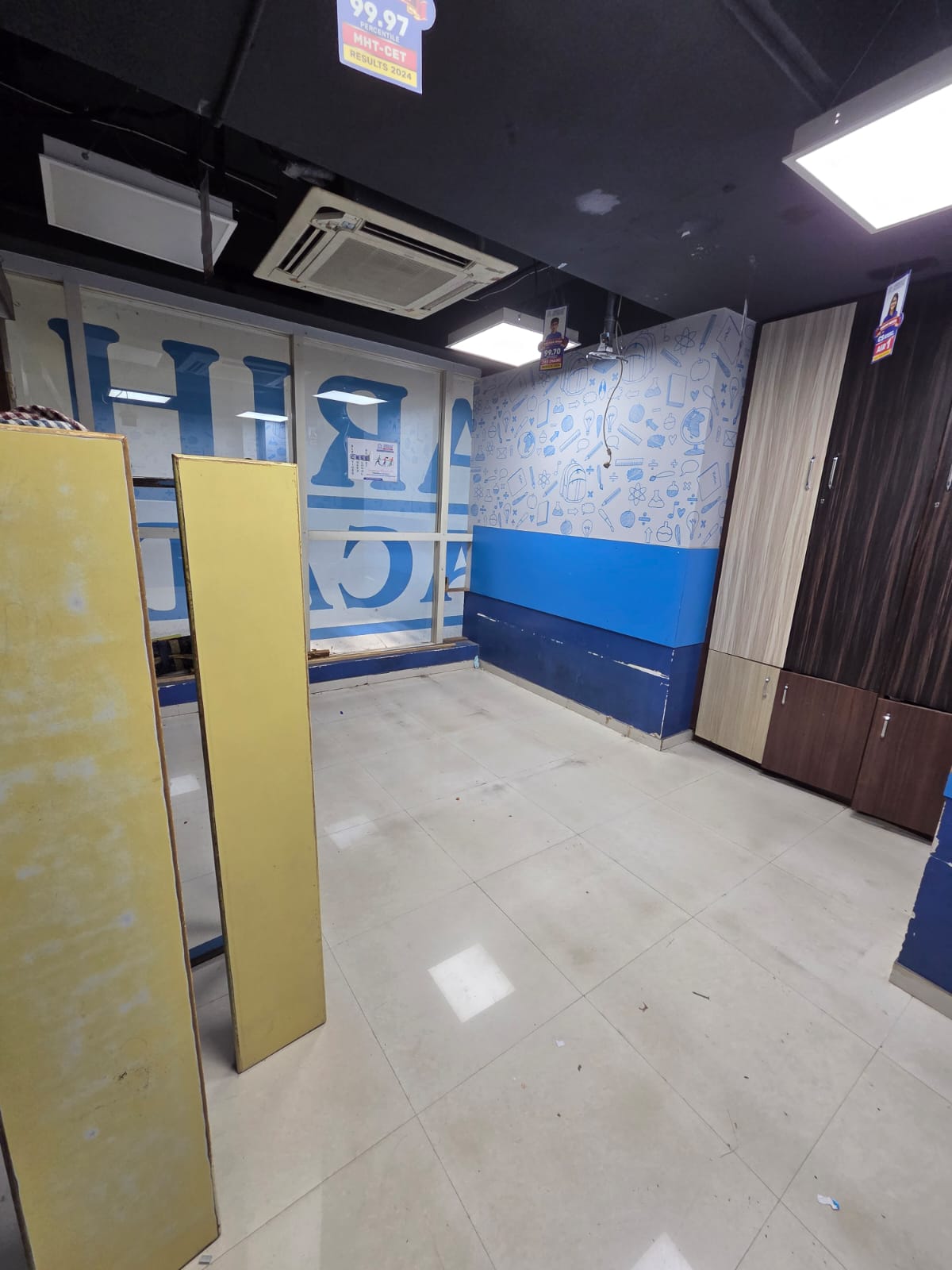 Available Commercial Space on Rent in Borivali West — Photo 6